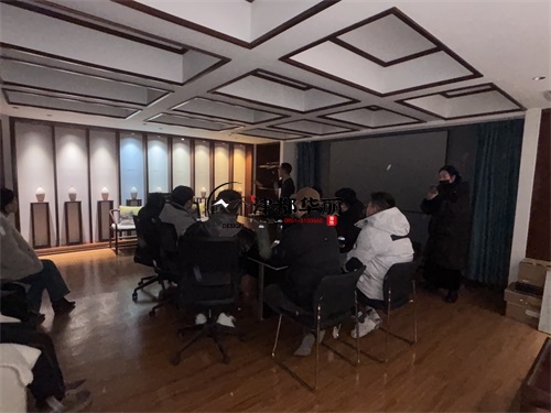 銀川主案設計師與燈具廠家交流學習|津都華麗設計