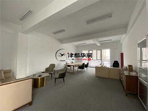 銀川設(shè)計(jì)裝修公司推薦|銀川龍樾辦公室設(shè)計(jì)現(xiàn)場(chǎng)量尺